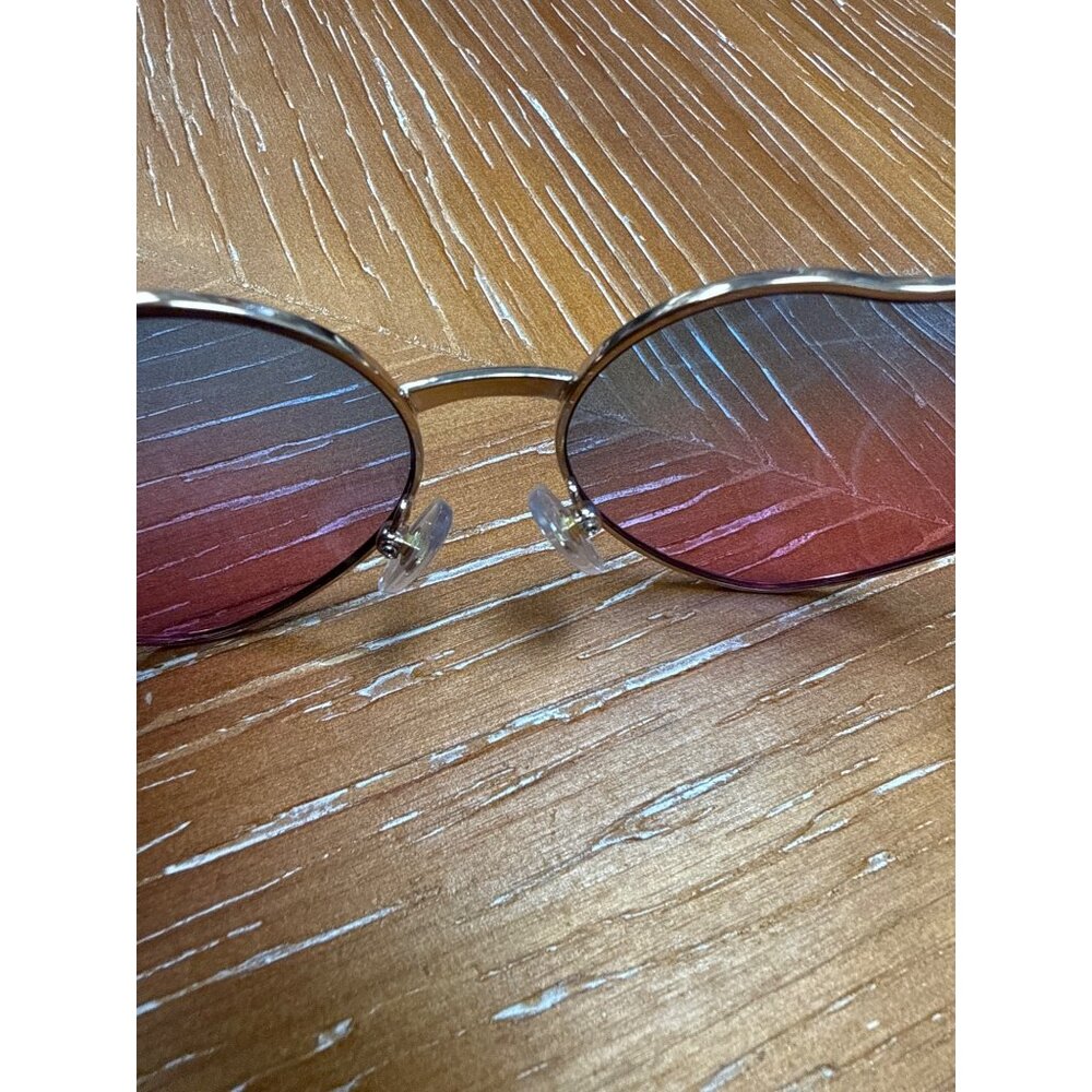Foster Grant Surge Rimless Heart Sunglasses With Gradient Pink Lenses & 100% UVA - Picture 10 of 12